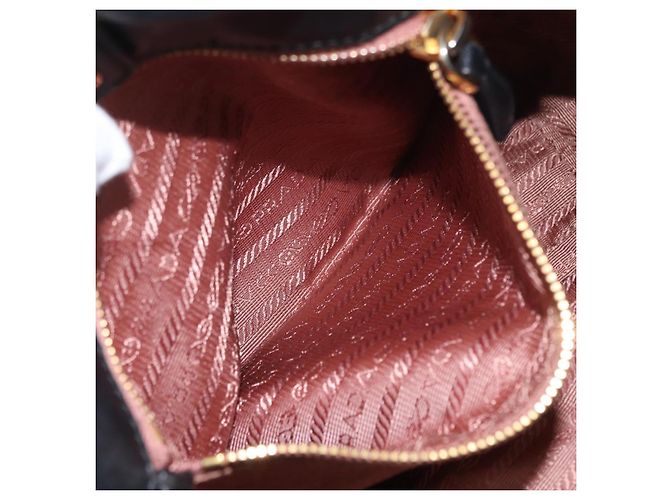 PRADA Handtasche aus Nylon Schwarz Gold Auth fm5210 Golden - Ansicht 23