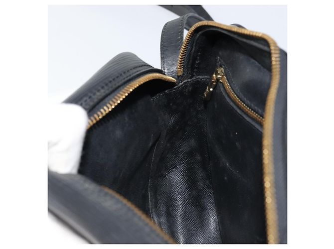 LOUIS VUITTON Borsa a Spalla Epi Jeune Fille MM Nera M52152 LV Auth 173105 Nero - vista 21
