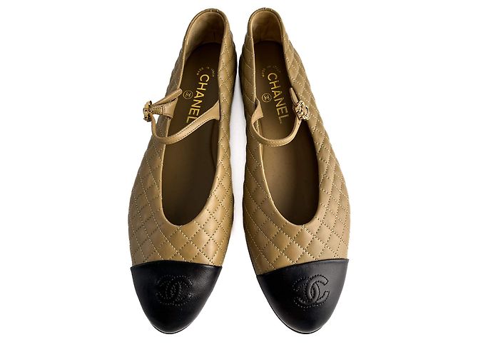 Timeless Chanel Ballerinas aus Kalbsleder mit gestepptem Cap-Toe in Bicolor Mehrfarben - Ansicht 3