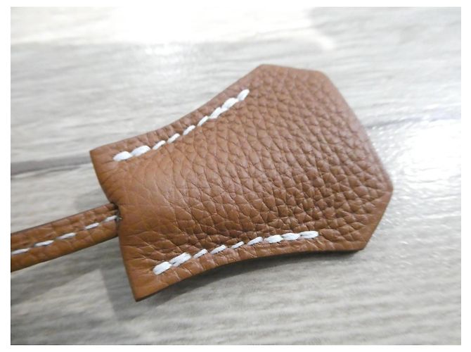 authentic Hermès Togo leather bell and zipper pull gold total length 23cms - view 3