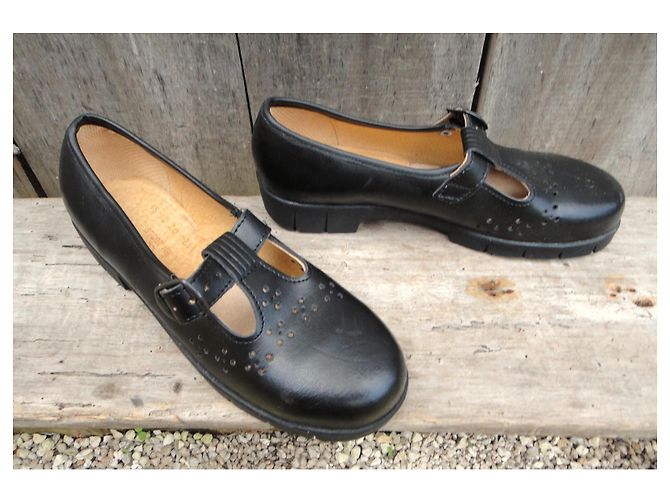 Autre Marque Sandali Mardon in pelle nera Nero - vista 2