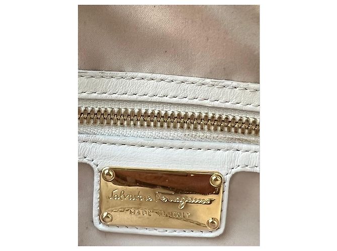 Borsa Gancini di Salvatore Ferragamo Beige - vista 5