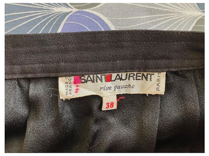 FALDA ENVOLVENTE YVES SAINT LAURENT Negro - vista 4