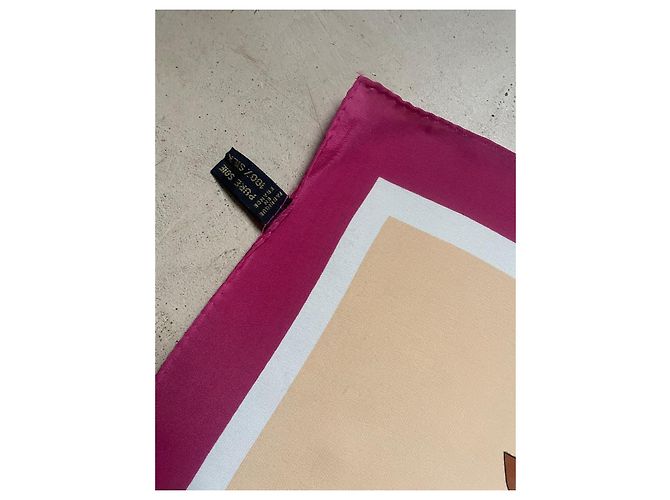 Maxi-Schal 80/90er Guy Laroche aus mehrfarbiger Seide mit Blumenmuster Pink Mehrfarben Beige Kamel - Ansicht 5