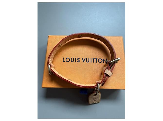 Louis Vuitton Monogram Dog Collar Beige - view 10