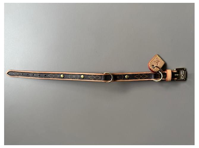 Louis Vuitton Monogram Dog Collar Beige - view 6