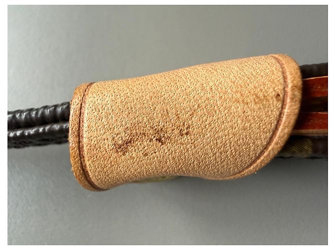 Louis Vuitton Monogram Canvas und Leder Schulterriemen mit Goldbeschlag Braun Monogramm - Ansicht 8