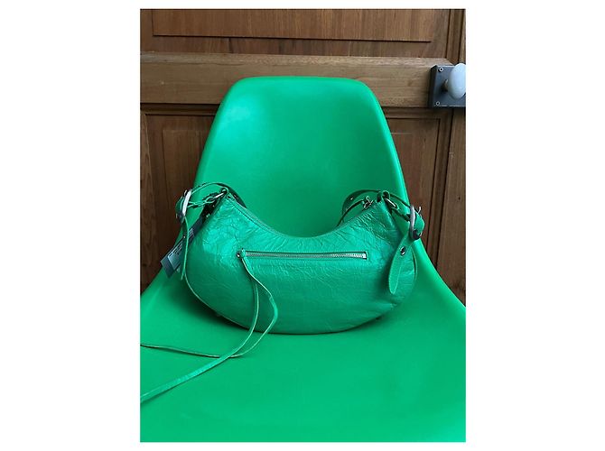 Le Cagole Borsa a spalla Balenciaga Cagole Verde in Pelle di Agnello - vista 16
