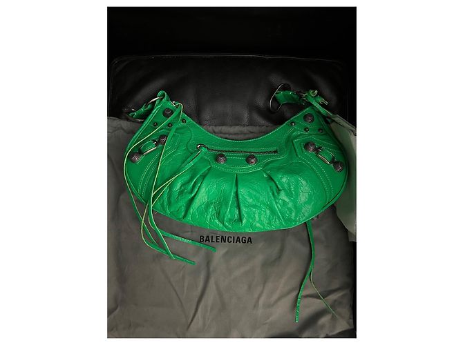 Le Cagole Borsa a spalla Balenciaga Cagole Verde in Pelle di Agnello - vista 6
