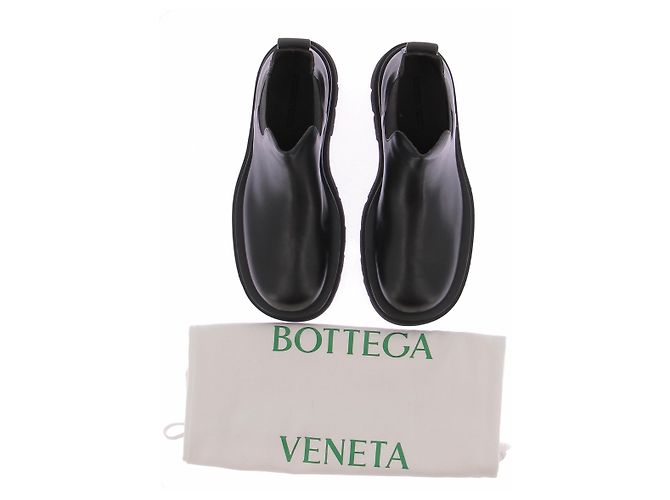 Bottega Veneta Botines "Chelsea Lug" bajos negros de cuero - vista 7