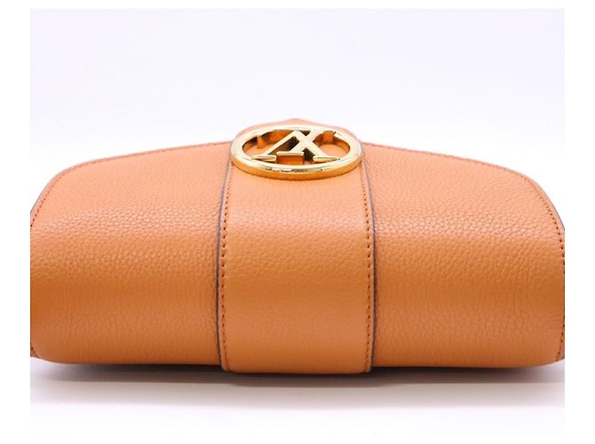 Bolsa de Ombro Pont Neuf Soft MM em Couro de Bezerro Louis Vuitton Marrom Cru Caramelo - vista 7