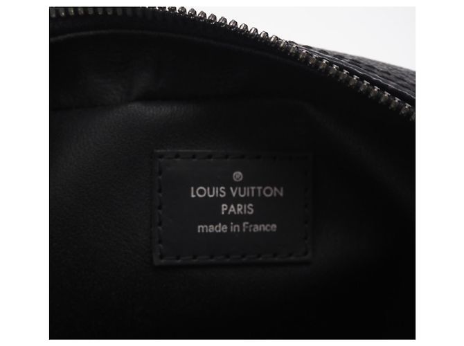 Poche PM True Toilette Eclipse Louis Vuitton Marrom Preto - vista 11