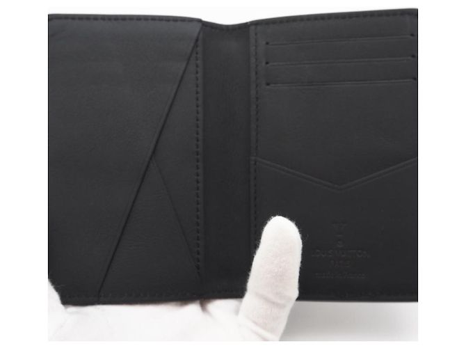 Organizer Louis Vuitton Aerogramme Card Case Black - view 9