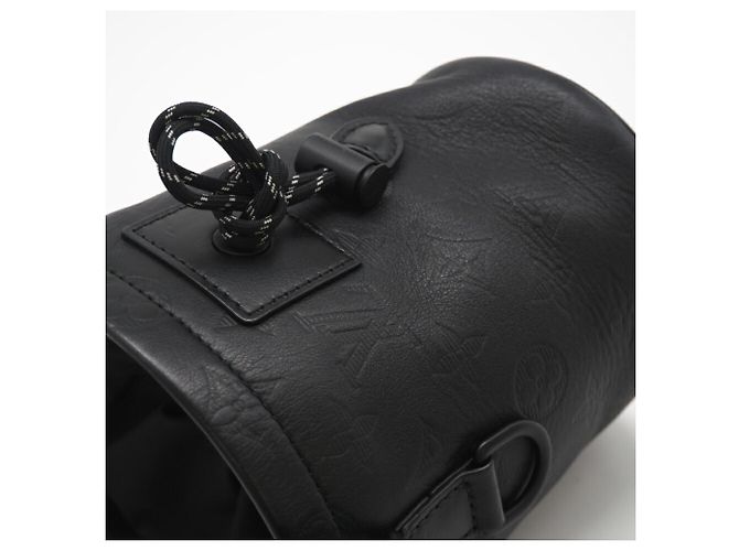Borsa a Spalla Nano Shadow Chalk Louis Vuitton Nero - vista 3