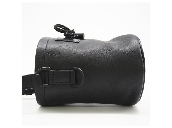 Borsa a Spalla Nano Shadow Chalk Louis Vuitton Nero - vista 5