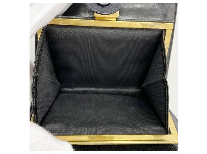 Timeless Billetera bi-fold de piel de ternera granulada negra Chanel Negro - vista 9