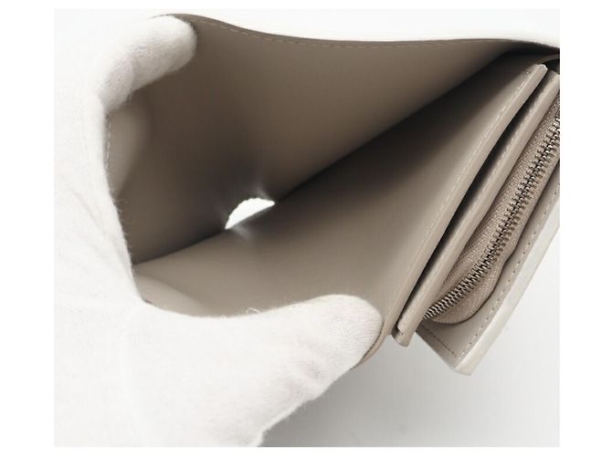 Billetera compacta bifold Mahina Iris de Louis Vuitton Blanco - vista 12