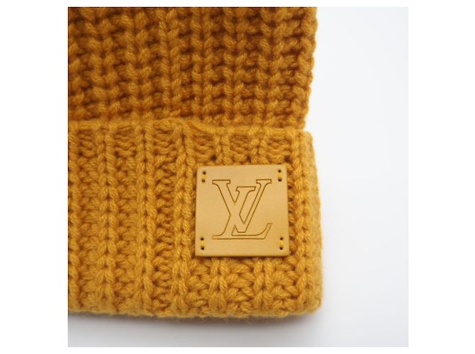 Cappello in cashmere giallo Louis Vuitton - vista 10