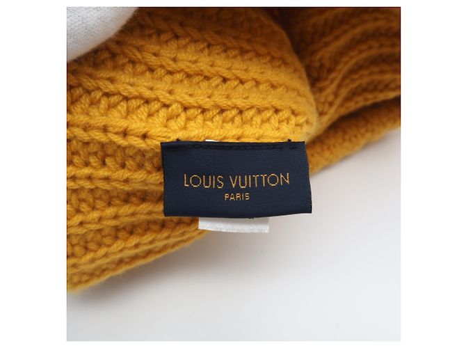 Cappello in cashmere giallo Louis Vuitton - vista 11