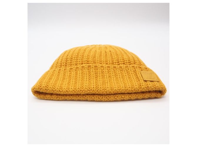 Cappello in cashmere giallo Louis Vuitton - vista 8