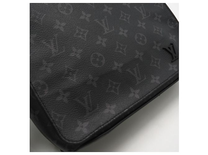 Borsa a Spalla Louis Vuitton Eclipse District PM M45272 Marrone - vista 4