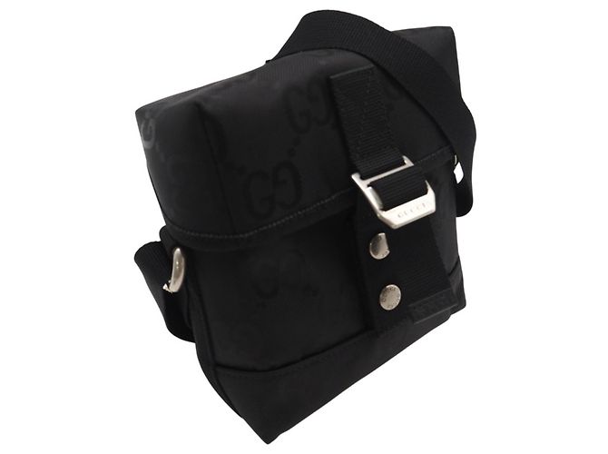 Borsa a Spalla Gucci GG in Nylon Off-the-Grit Nero - vista 3