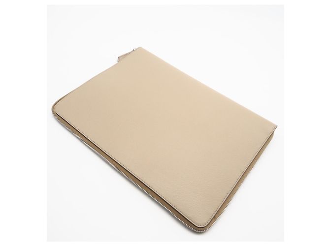 Clutch de couro com logo Fendi Bege - vista 3
