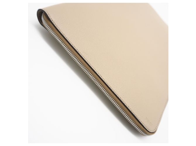 Clutch de couro com logo Fendi Bege - vista 5