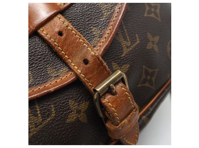 Borsa a Spalla Saumur 30 Monogramma Louis Vuitton Marrone - vista 12