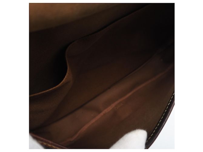 Borsa a Spalla Saumur 30 Monogramma Louis Vuitton Marrone - vista 15