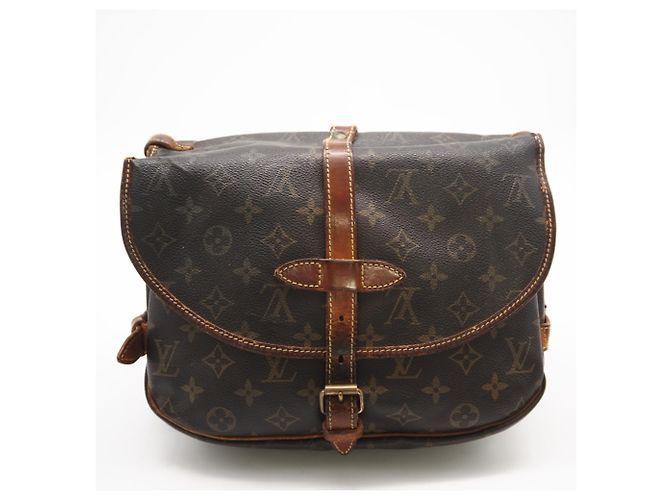 Borsa a Spalla Saumur 30 Monogramma Louis Vuitton Marrone - vista 3