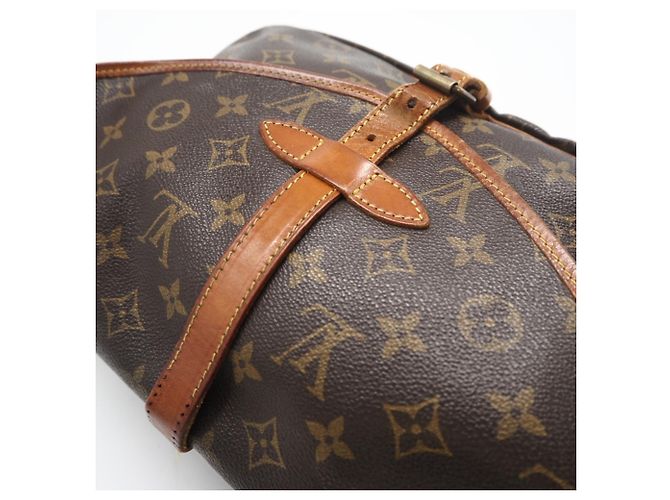 Borsa a Spalla Saumur 30 Monogramma Louis Vuitton Marrone - vista 4
