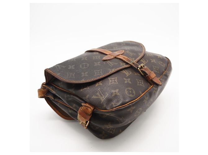 Borsa a Spalla Saumur 30 Monogramma Louis Vuitton Marrone - vista 6