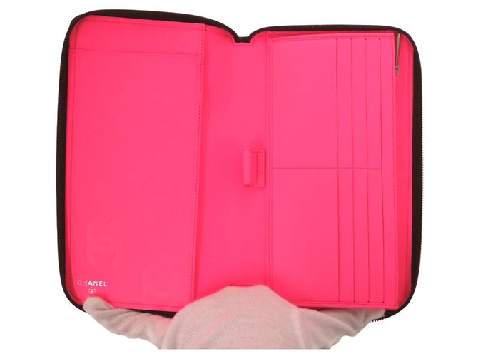 Billetera bi-fold Chanel Cambon Line Negro Rosa - vista 3