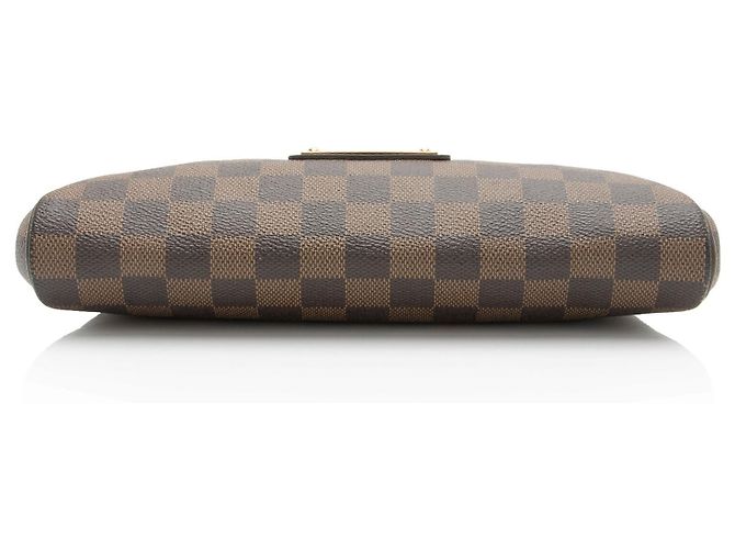 Clutch Eva Damier Ebene Louis Vuitton Castaño - vista 4