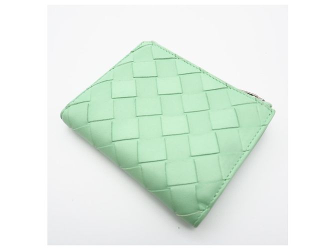 Bottega Veneta Intrecciato Medium Small Bifold Wallet - view 3