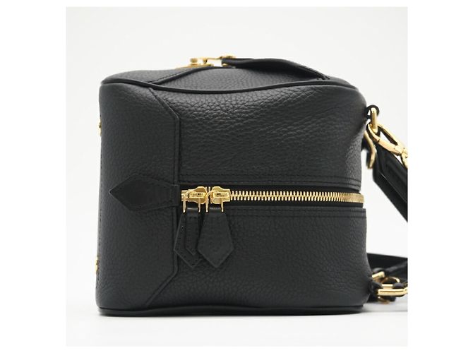 Borsa quadrata Taurillon Louis Vuitton M55334 Nero - vista 7