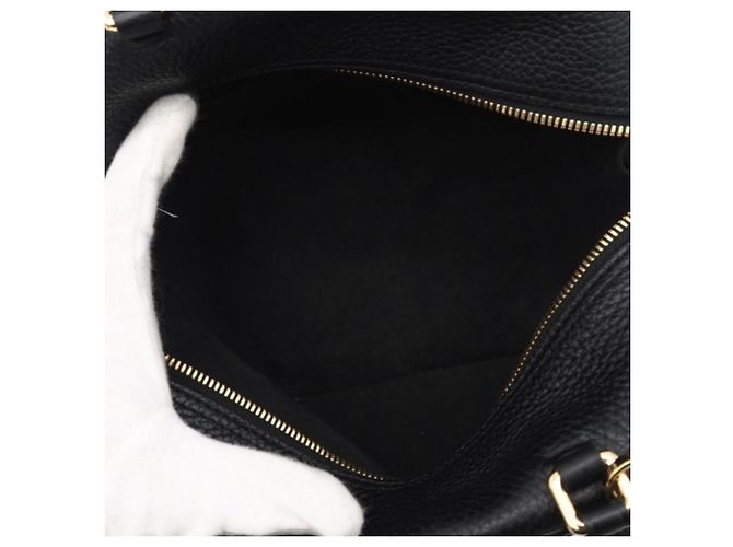 Borsa quadrata Taurillon Louis Vuitton M55334 Nero - vista 9