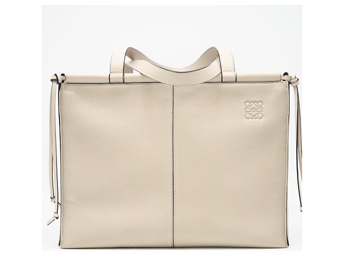 Loewe Medium Cushion Tote Bag aus beigem Leder - Ansicht 3