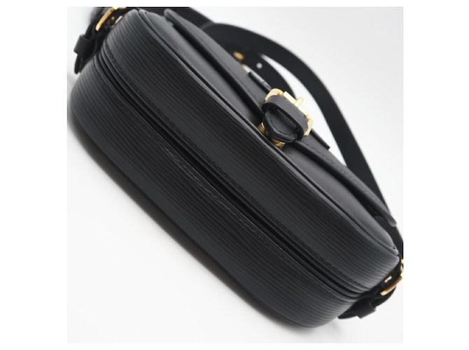 Borsa a Spalla Saumur BB Epi Louis Vuitton Nero - vista 8