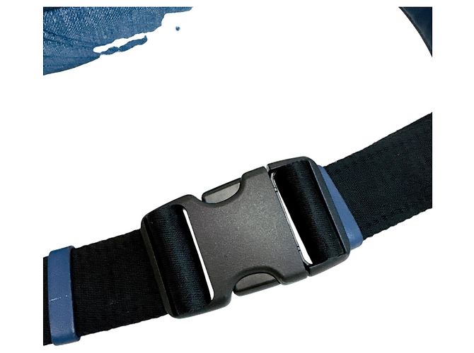Bolsa sling em denim MCM com tachas acolchoadas Azul - vista 9