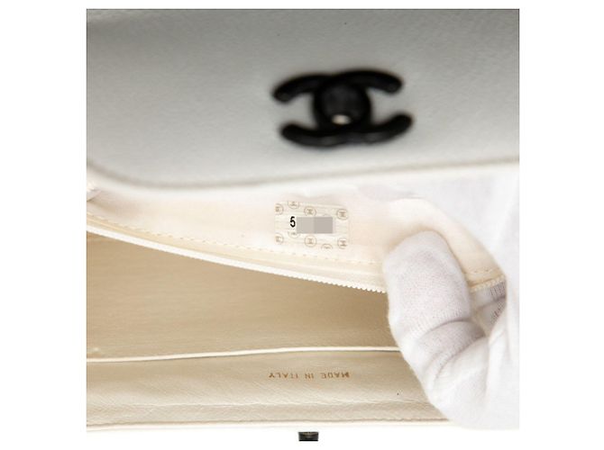 Borsa in pelle bianca Chanel Coco Mark Bianco - vista 7