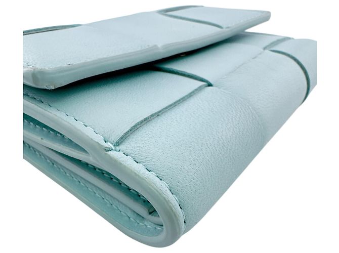 Billetera Compacta Cassette Bottega Veneta en Azul - vista 3