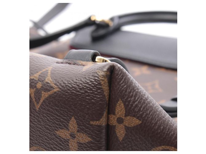Zaino/borsa Louis Vuitton Montsouris NM PM Marrone Nero - vista 9