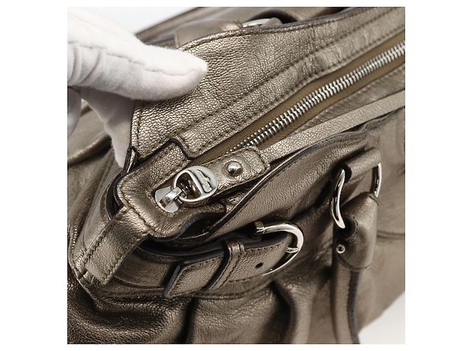 Borsa a mano Gancini in pelle bianca e argento di Salvatore Ferragamo Auth LNZ426 Bianco - vista 15