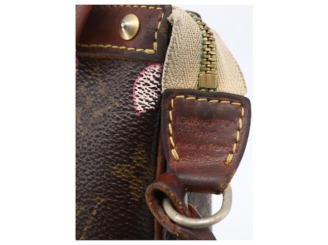 Pochette Accessoires Fiore di Ciliegio Louis Vuitton M92006 LV Auth ARZ358 Monogramma - vista 17