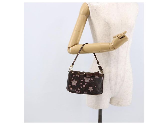 Pochette Accessoires Fiore di Ciliegio Louis Vuitton M92006 LV Auth ARZ358 Monogramma - vista 21