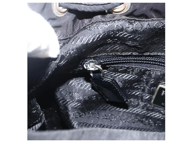 Zaino PRADA in nylon argento nero Auth bs33519 - vista 23