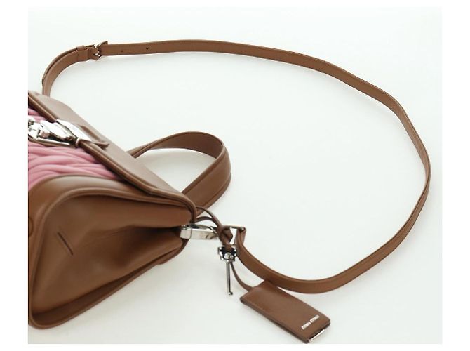 Borsa Miu Miu Matelassé in pelle 2 in 1 rosa argento Auth 172533M - vista 10