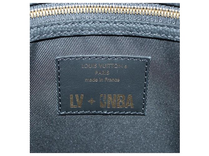 LOUIS VUITTON LV X NBA Keepall Bandouliere 55 Borsa Nera M58516 LV Auth 166944SM Nero Monogramma - vista 10